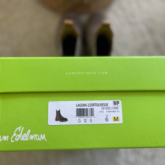 SAM EDELMAN LAGUNA CHELSEA BOOT - Picture 10 of 10